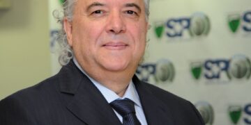 Ronaldo Laranjeira recebe prêmio ISAJE Griffith Edwards