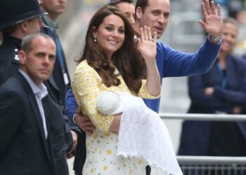 Teoria da conspiração? Que nada! Em alguns países da Europa mãe e filho têm alta até 6 horas depois do parto normal