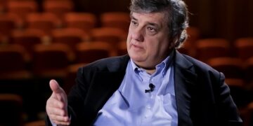 ‘Periferia vai padecer pela dificuldade de isolamento’, diz gestor de 15 hospitais do SUS