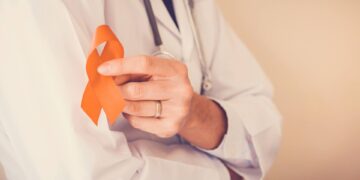 Dia Mundial da Esclerose Múltipla: profissionais do Hospital São Paulo e AME Jardim dos Prados explicam principais sintomas e tratamento da doença