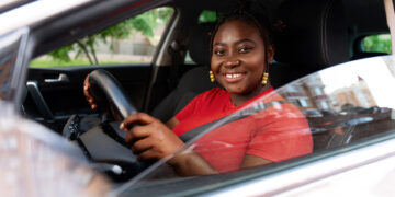 A Importância da Saúde do Condutor para a Segurança no Trânsito: Como Prevenir Doenças e Melhorar o Desempenho ao Volante?