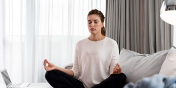 Tratando ansiedade e depressão com práticas de atenção plena