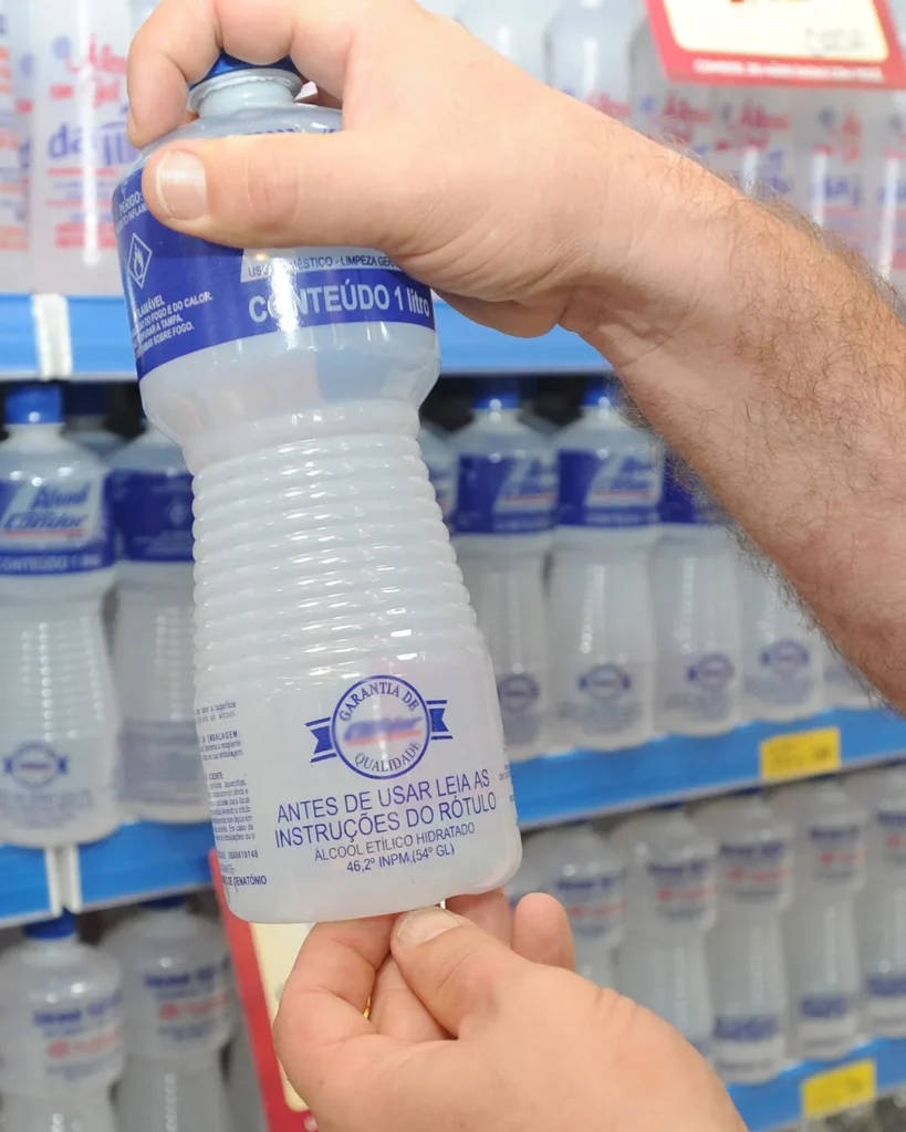 alcool liquido