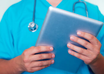 O papel do SUS no acesso a tratamentos especializados: avanços, desafios e como utilizá-lo a seu favor