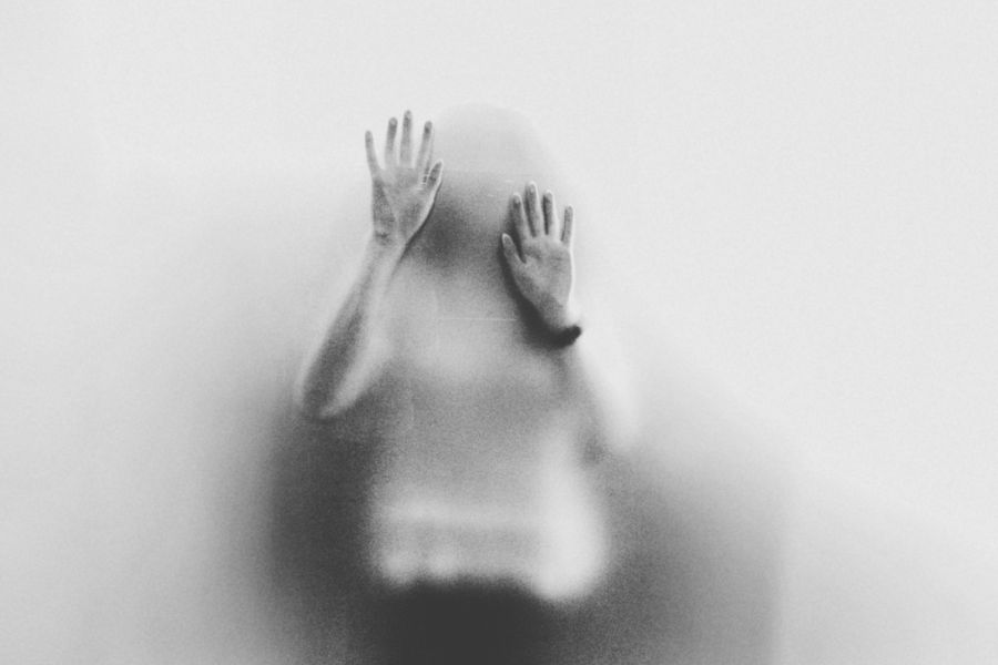 vista em silhueta desfocada