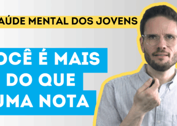 Fundo degradê cinza. À esquerda, as palavras "Saúde Mental dos Jovens" em preto. Logo abaixo, "você é mais do que uma nota" em branco. À direita, foto do Dr. Marcos.