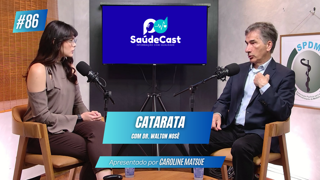 Catarata. Foto de Carol Matsue e de Dr. Walton Nosé em estúdio do SaúdeCast.